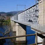 Casita A Estrenar En Con Rio Y Piscina Proxima A Gondomar Y Portugal