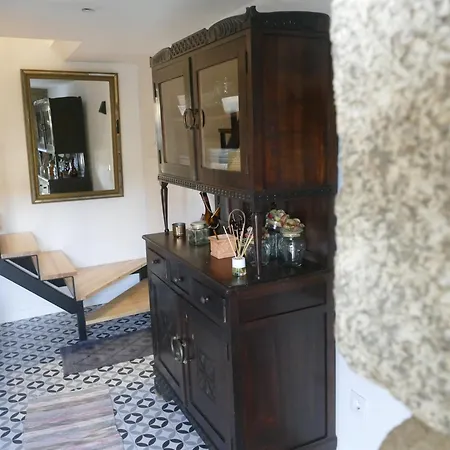 Casita A Estrenar En Con Rio Proxima A Tui, Gondomar Y Portugal.