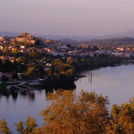 Casita A Estrenar En Con Rio Proxima A Tui, Gondomar Y Portugal. Tui