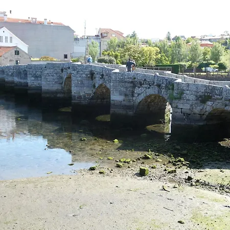 Casita A Estrenar En Con Rio Proxima A Tui, Gondomar Y Portugal.