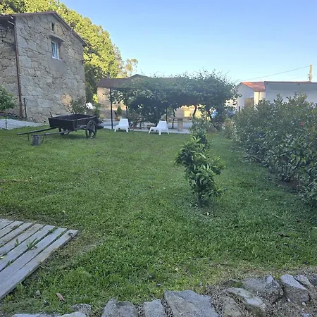 Casita A Estrenar En Con Rio Proxima A Tui, Gondomar Y Portugal. *
